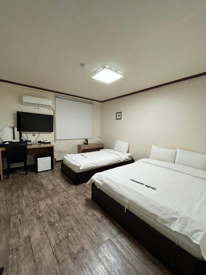 Ekonomy Hotel Mokpo Exterior foto